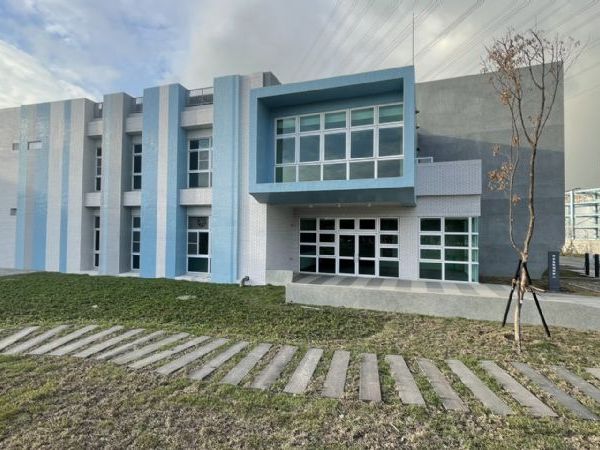 高雄臨海高級污水測試中心B區廠商正式進駐
